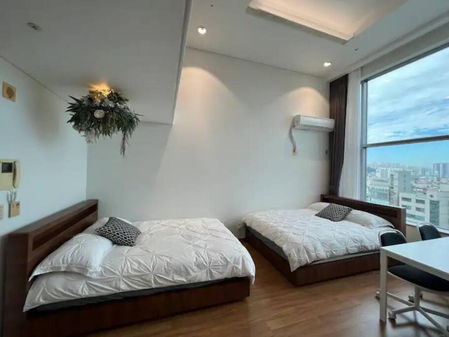 Apartment Miumi Duplex House Hong Dae Seoul